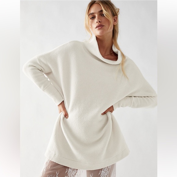 NWT - Free People Ottoman Slouchy Tunic size Small - Picture 2 of 5